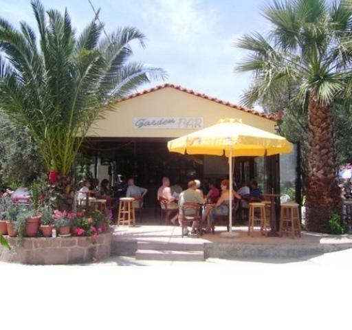 Anaxos Gardens Lejlighedshotel Eksteriør billede