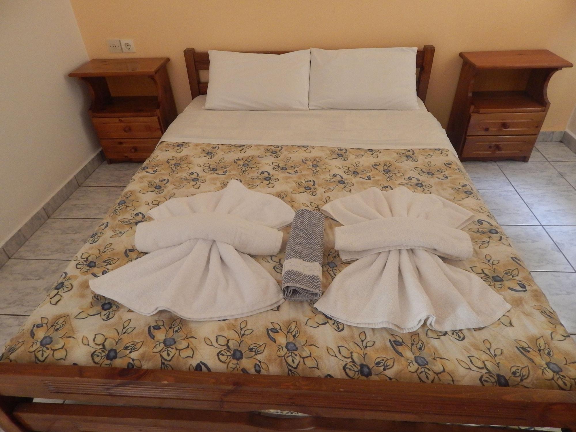 Anaxos Gardens Lejlighedshotel Eksteriør billede