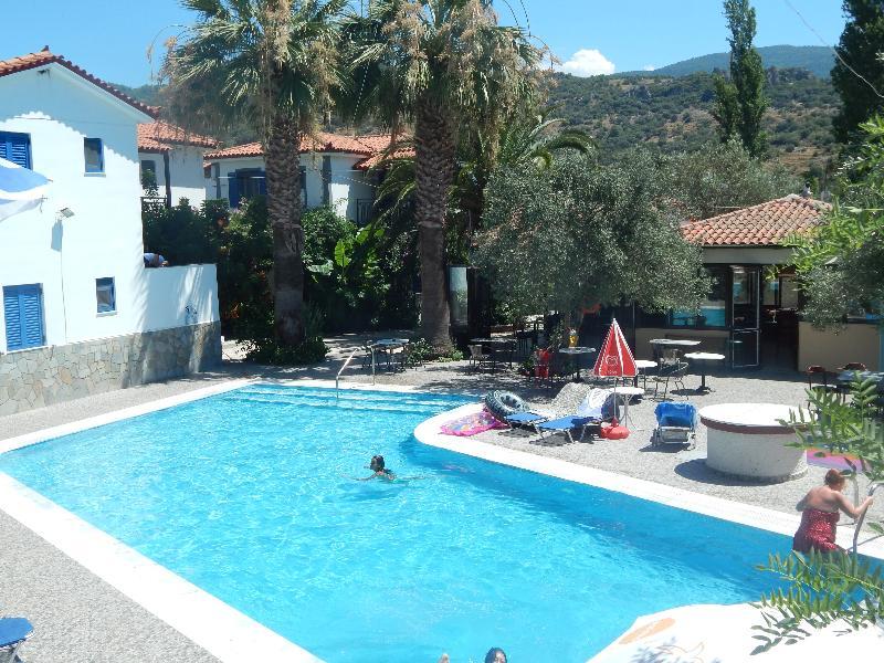 Anaxos Gardens Lejlighedshotel Eksteriør billede