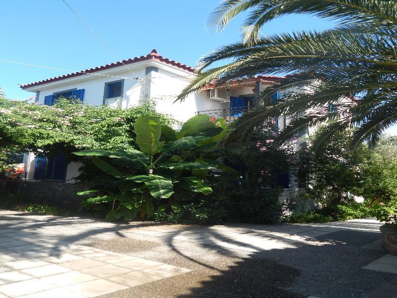 Anaxos Gardens Lejlighedshotel Eksteriør billede